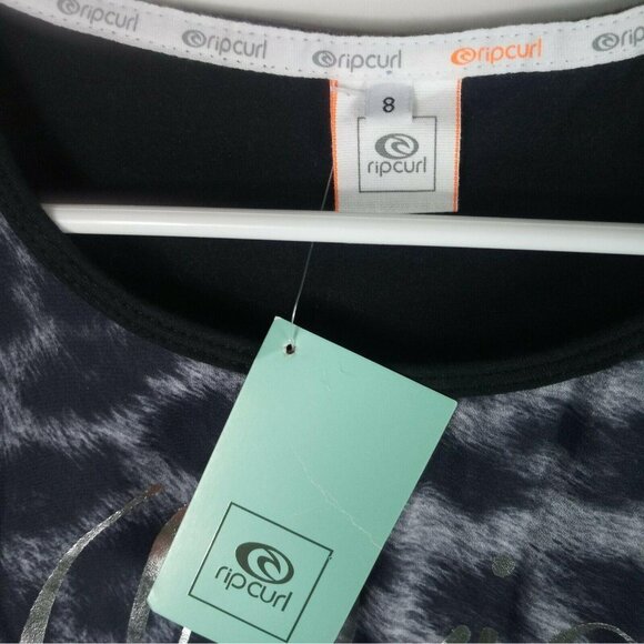 Rip Curl Womens T-Shirt Bold Leopard Print with Africa Graphic Size 8 Black Grey - Picture 3 of 4